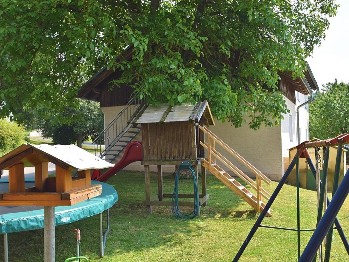 Holiday Home With Garden Near The Forest Arnschwang エクステリア 写真