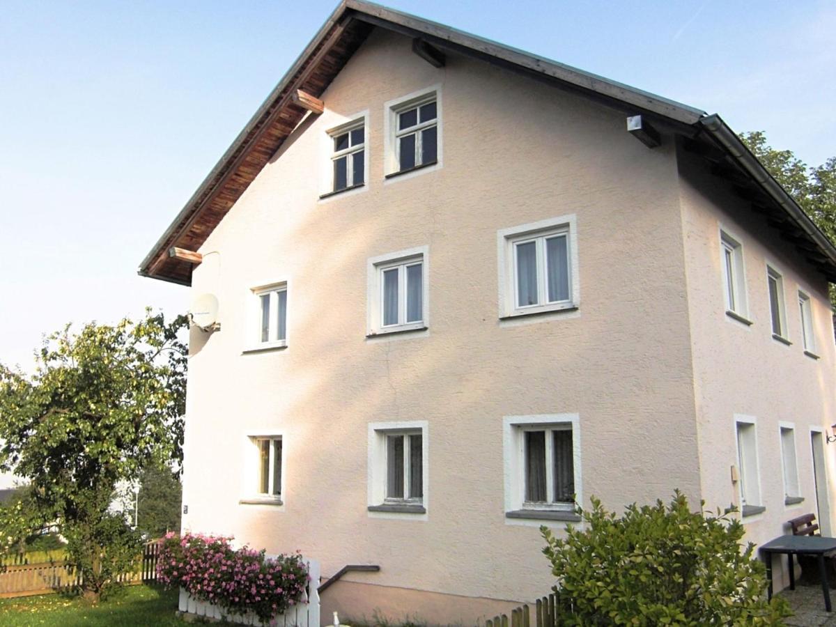 Holiday Home With Garden Near The Forest Arnschwang エクステリア 写真